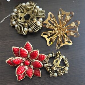 Vintage brooches Gold and Red Floral Brooch Set - Women Jewelry